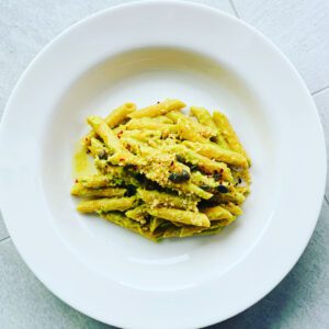 penne rigate cu avocado la reteta