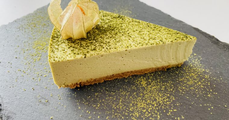 Cheesecake cu matcha