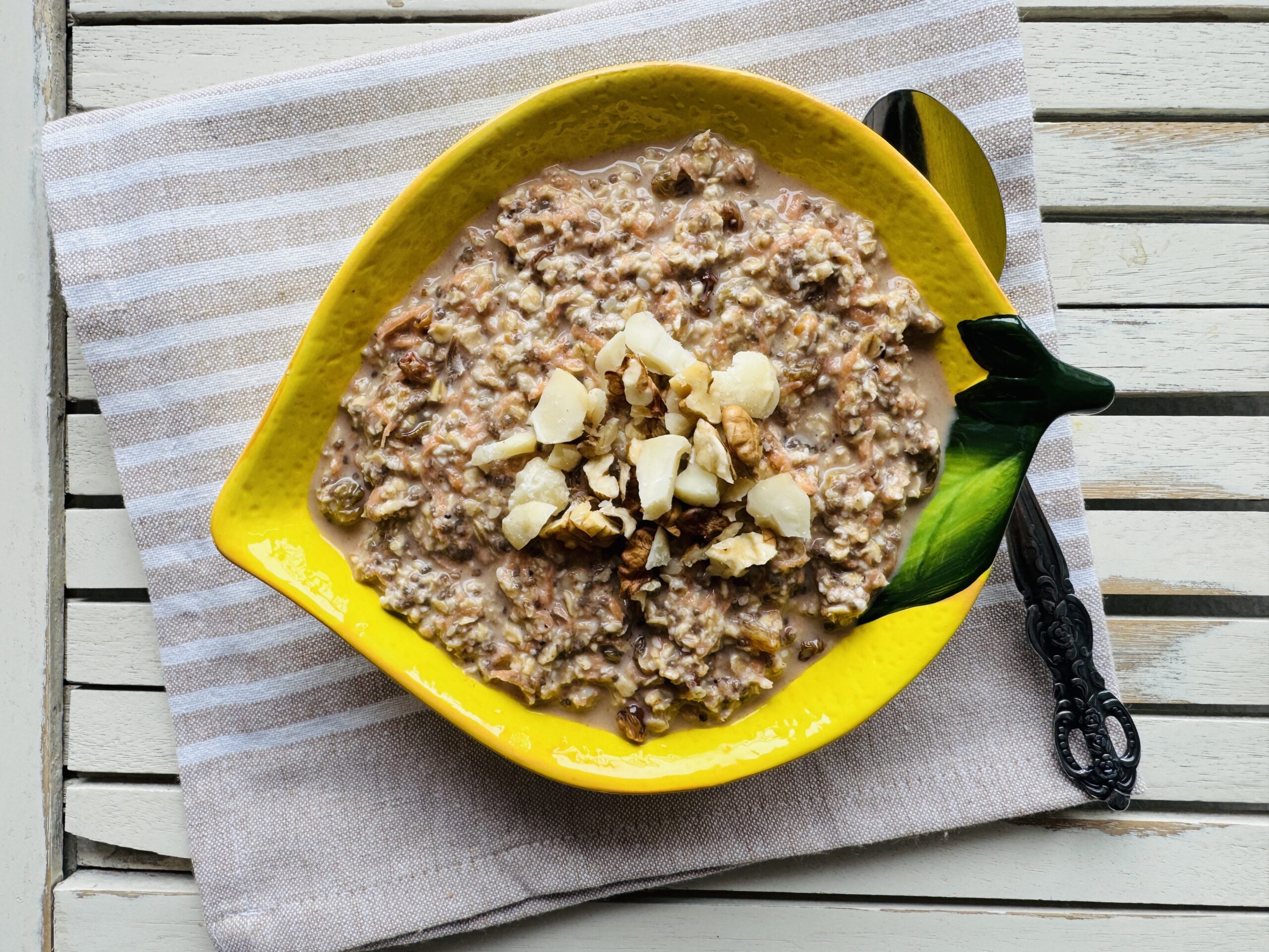 Carrot Cake Overnight Oats